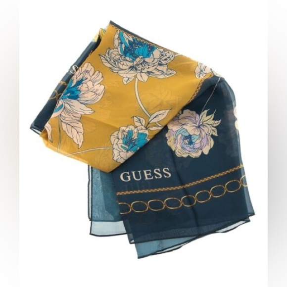 New GUESS Lorraine Scarf - Picture 1 of 3